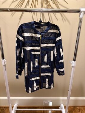 Chicos Geometric Navy & White Lightweight Jacket